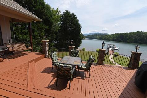 240 Sunnyside Road Hiawassee GA 30546