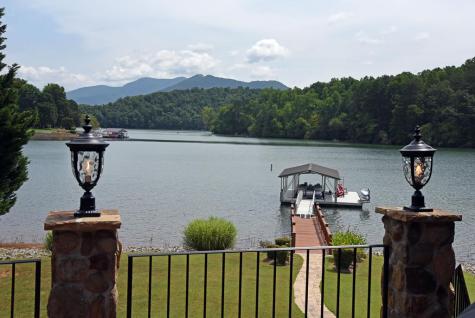240 Sunnyside Road Hiawassee GA 30546