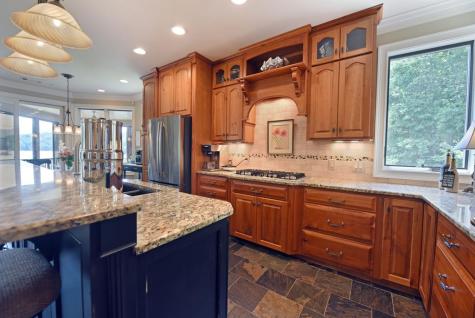 240 Sunnyside Road Hiawassee GA 30546