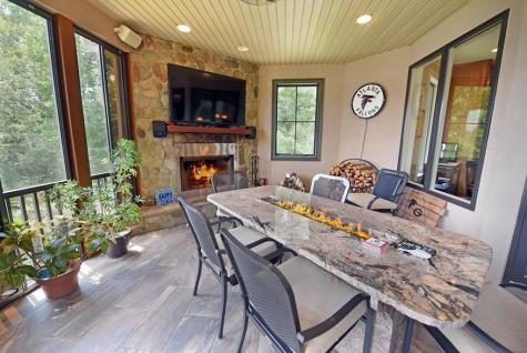 240 Sunnyside Road Hiawassee GA 30546