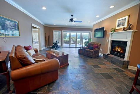 240 Sunnyside Road Hiawassee GA 30546
