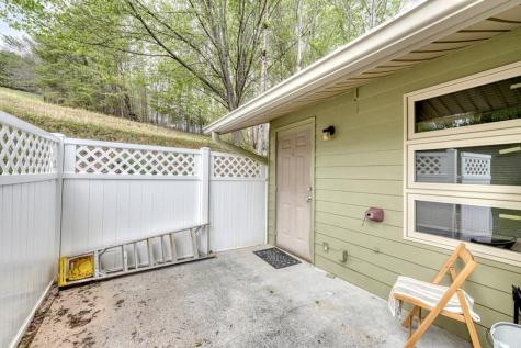 1729A Watercrest Way Young Harris GA 30546