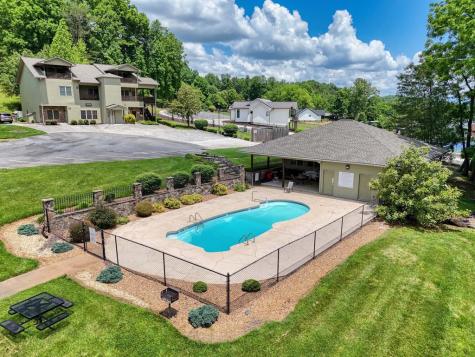 1729A Watercrest Way Young Harris GA 30546