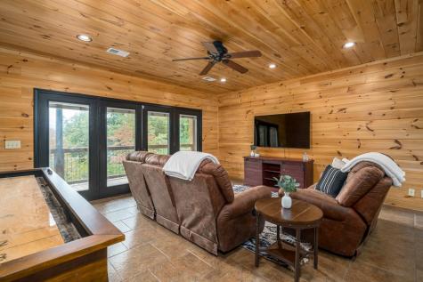 330 Choctaw Ridge Blue Ridge GA 30513