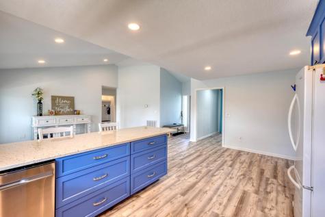 2112 J V Ledford Road Young Harris GA 30582