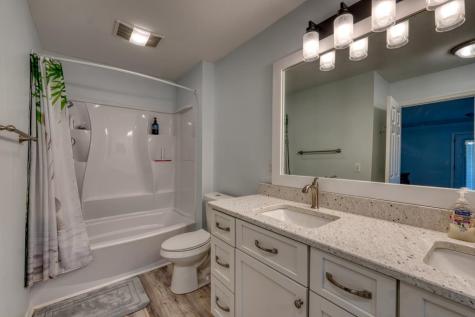 2112 J V Ledford Road Young Harris GA 30582
