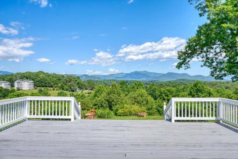 2112 J V Ledford Road Young Harris GA 30582