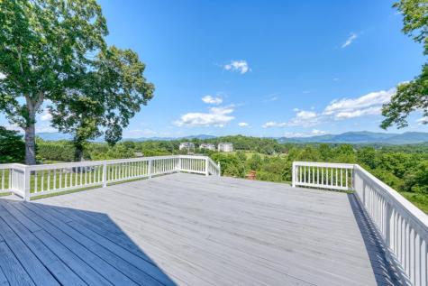 2112 J V Ledford Road Young Harris GA 30582