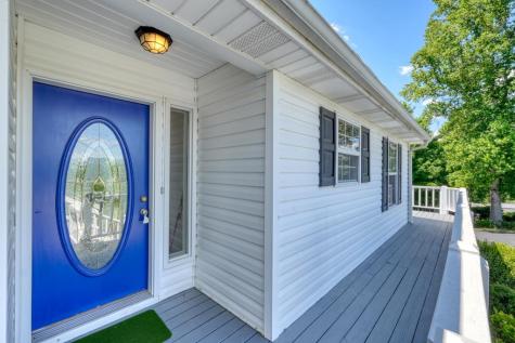 2112 J V Ledford Road Young Harris GA 30582