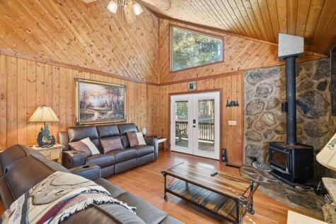137 Ridgecrest Court Ellijay GA 30540