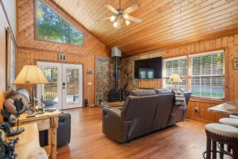 137 Ridgecrest Court Ellijay GA 30540