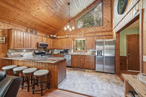 137 Ridgecrest Court Ellijay GA 30540