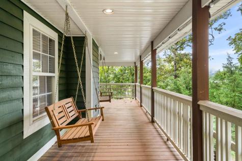 2103 Pooh Corner Hiawassee GA 30546
