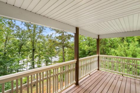 2103 Pooh Corner Hiawassee GA 30546