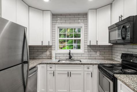 2103 Pooh Corner Hiawassee GA 30546
