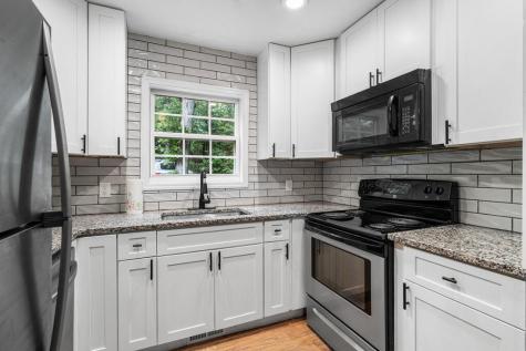 2103 Pooh Corner Hiawassee GA 30546