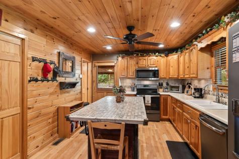 51 Cornerstone Court Mccaysville GA 30555