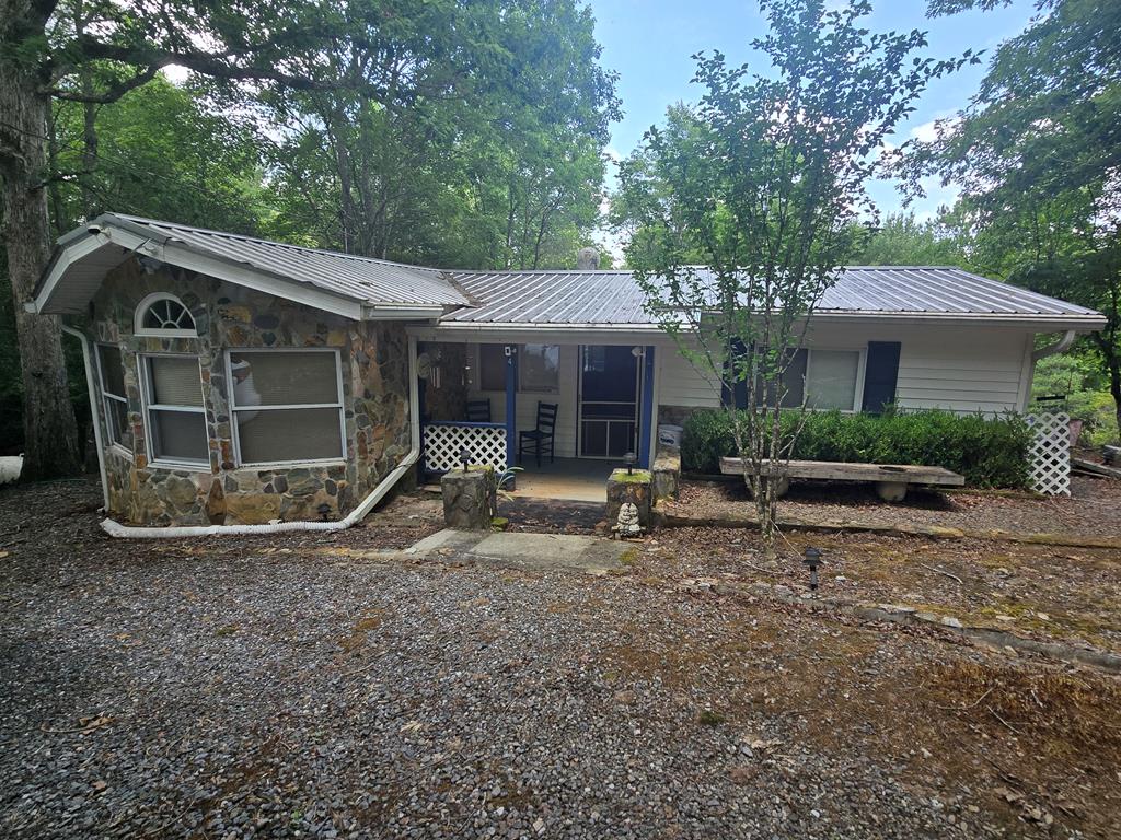 64 Green Oak Road Warne NC 28909