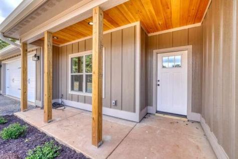 210 Gladys Lane Young Harris GA 30582