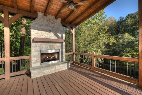 105 Riveredge Drive Ellijay GA 30536