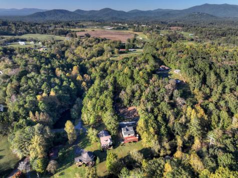 105 Riveredge Drive Ellijay GA 30536