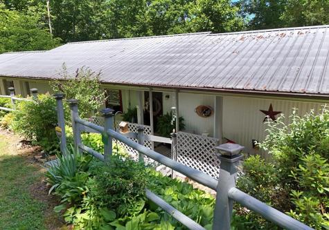 1066 Konahetah Road Hiawassee GA 30546
