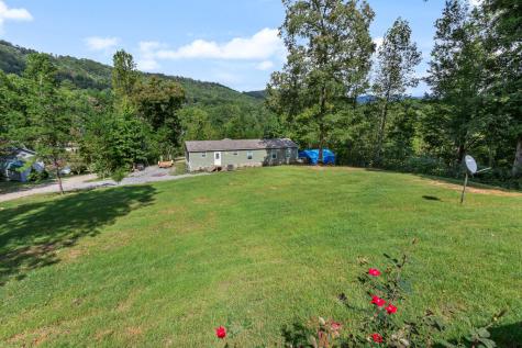 85 Wounded Knee Lane Hayesville NC 28904