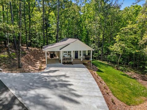 164 Acorn Lane Warne NC 28909