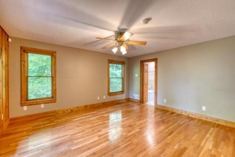 300 Chapman Lane Blairsville GA 30512