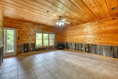 300 Chapman Lane Blairsville GA 30512