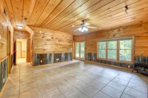 300 Chapman Lane Blairsville GA 30512