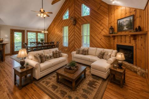300 Chapman Lane Blairsville GA 30512