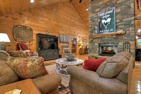 390 Twin Creeks Road Blue Ridge GA 30513