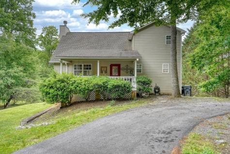 6744 Wood Lake Circle Young Harris GA 30582