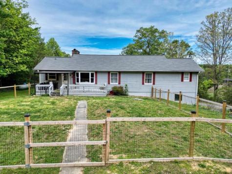1085 W Jones Creek Road Blairsville GA 30512