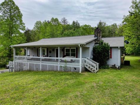 1085 W Jones Creek Road Blairsville GA 30512