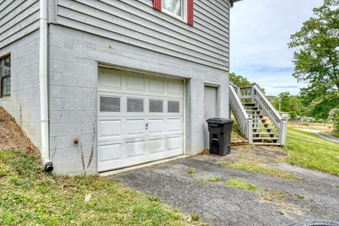 1085 W Jones Creek Road Blairsville GA 30512