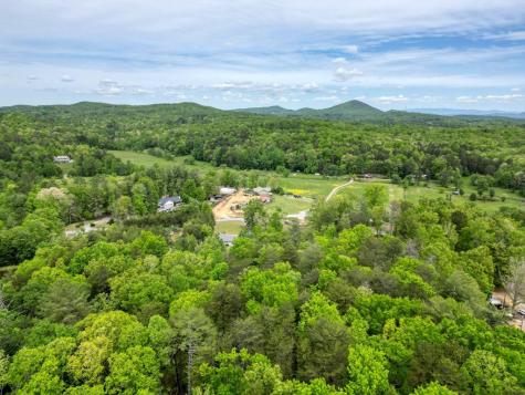 1085 W Jones Creek Road Blairsville GA 30512