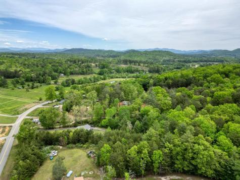 1085 W Jones Creek Road Blairsville GA 30512