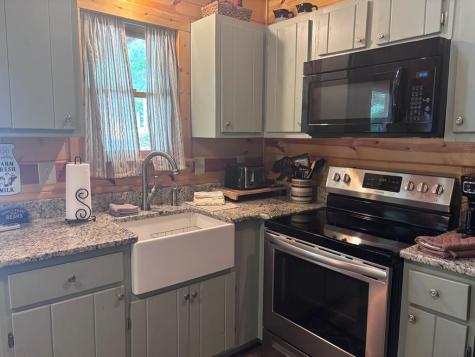 27 Eadie Cate Lane Murphy NC 28906
