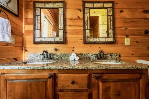 273 Deer Crest Heights Blue Ridge GA 30513