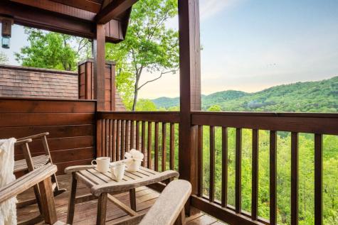 273 Deer Crest Heights Blue Ridge GA 30513