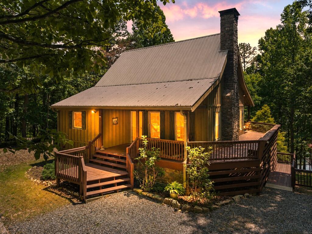 85 Misty Hollow Ridge Ellijay GA 30536