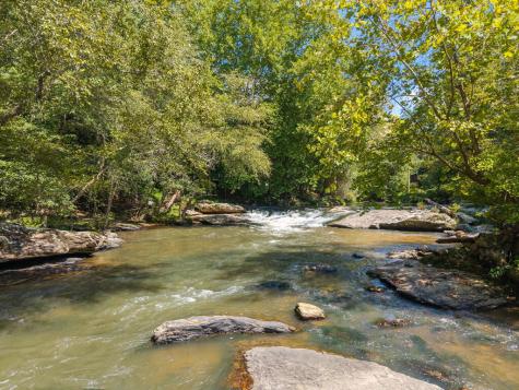 85 Misty Hollow Ridge Ellijay GA 30536