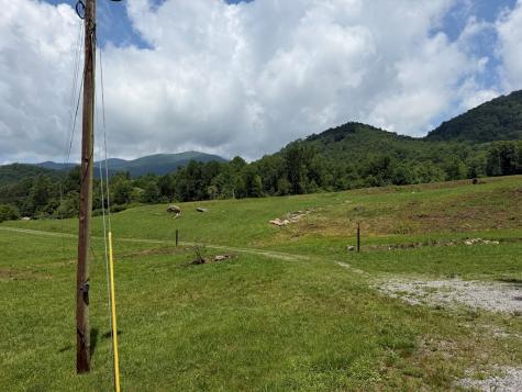 1446 Muskrat Creek Road Hayesville NC 28904