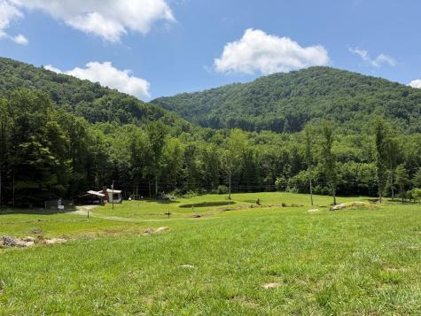1446 Muskrat Creek Road Hayesville NC 28904