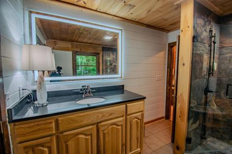 135 N Bandit Lane Blue Ridge GA 30513