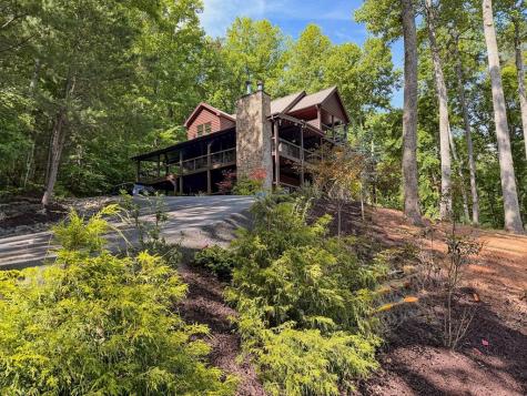 135 N Bandit Lane Blue Ridge GA 30513