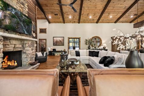184 Spence Road Blue Ridge GA 30513