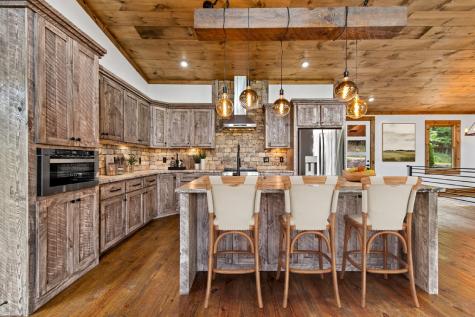 65 Wolf Creek Heights Mineral Bluff GA 30559